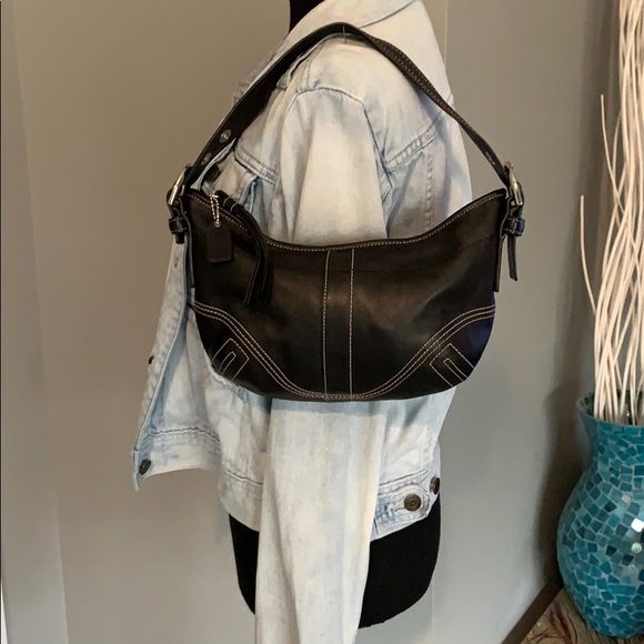 Coach Handbags - Coach Black Leather Purse